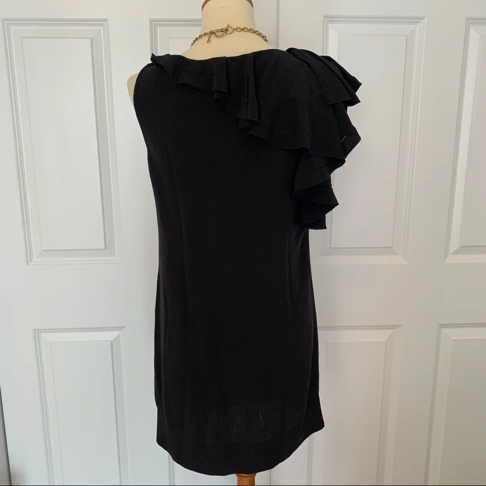 ✨Diane von Furstenberg 100% Black Silk Sleeveless Ruffle Shift Dress